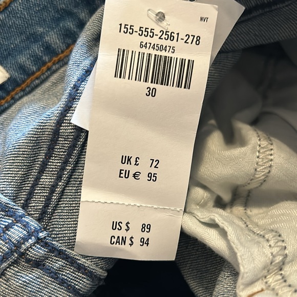 Abercrombie and Fitch The Ankle Straight Ultra High Rise - Picture 6 of 6